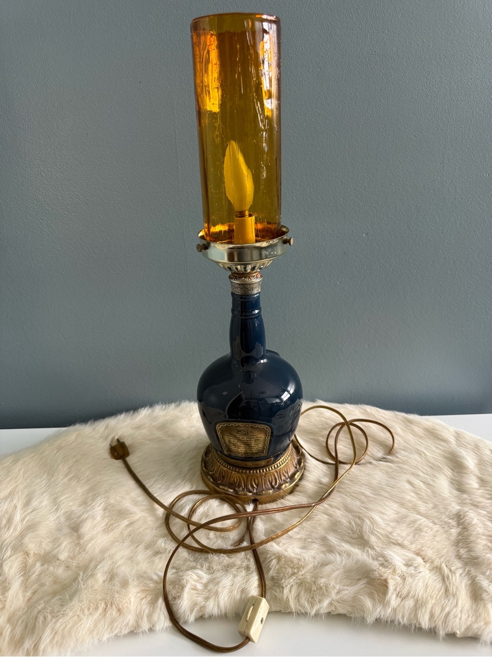 Vintage Royal Salute Blended Scotch Whiskey Bottle Lamp
